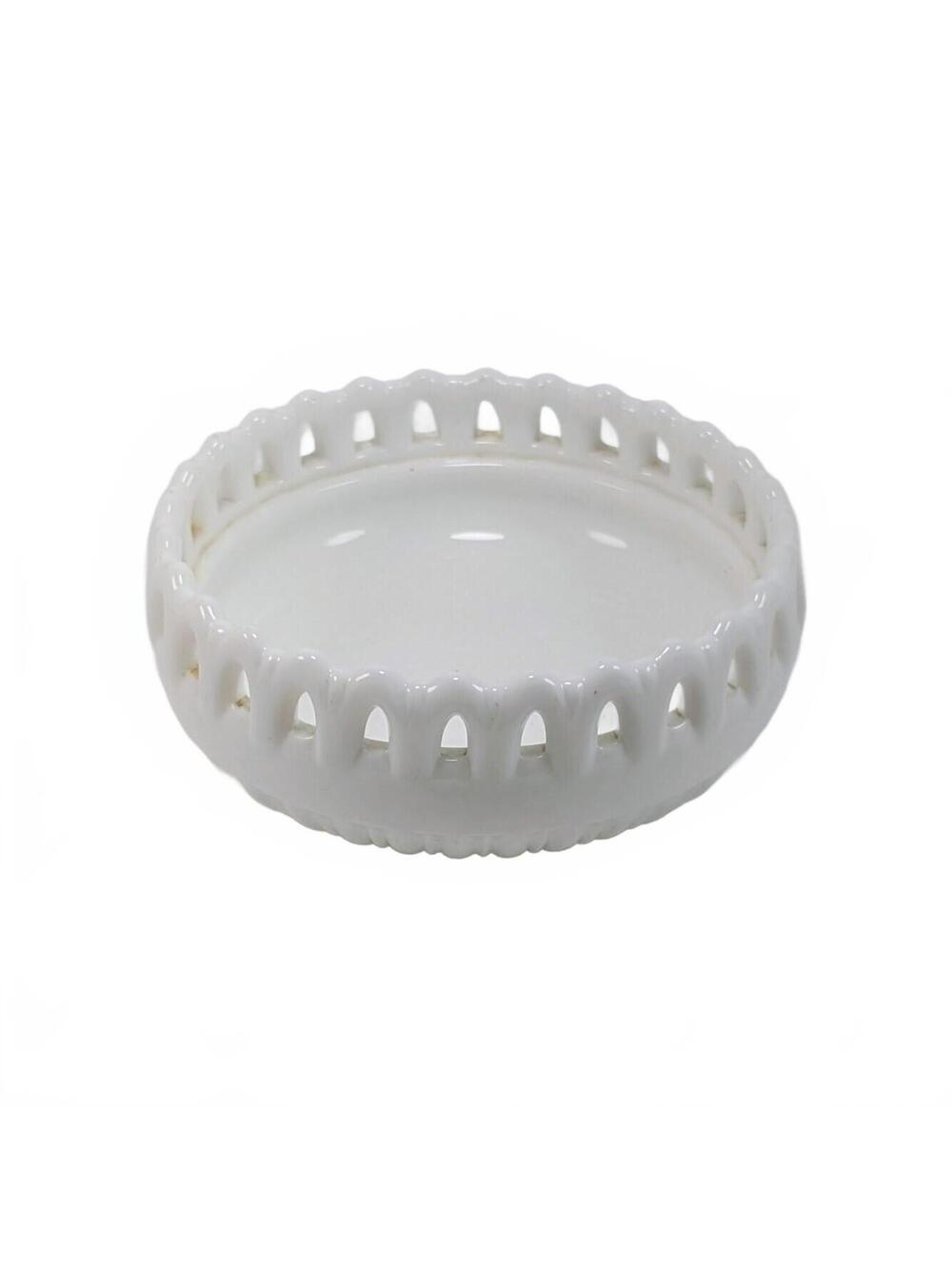 Vtg Fostoria Randolph Milk Glass Bowl